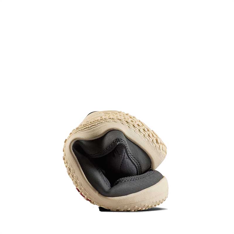 Vivobarefoot Toddler Boot Gobi Hiber - Bristol Black, curled up.