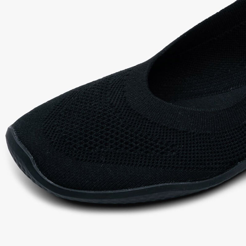 Vivobarefoot Women's Ballerina Shoe Asana Yin Knit - Obsidian, close up of toe box.