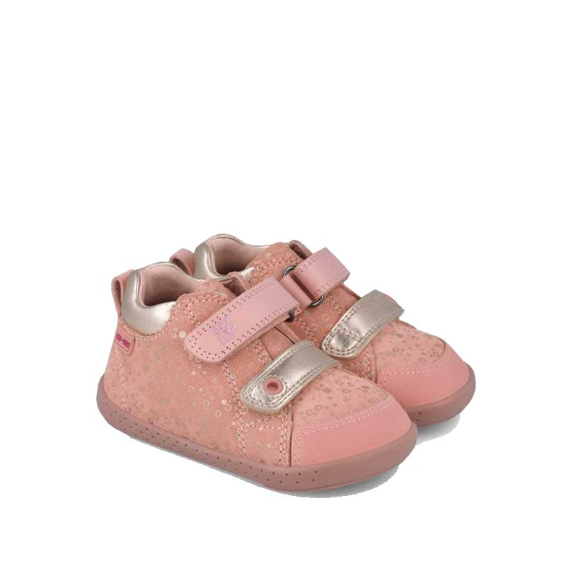 Pair of Garvalin Barefoot First Shoes - Pink Wood, outer side and front view.