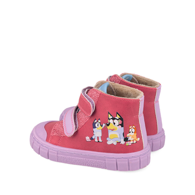 Pair of Garvalin x Bluey Kids Barefoot Boots - Fuchsia, angled view showing outer side and rear.