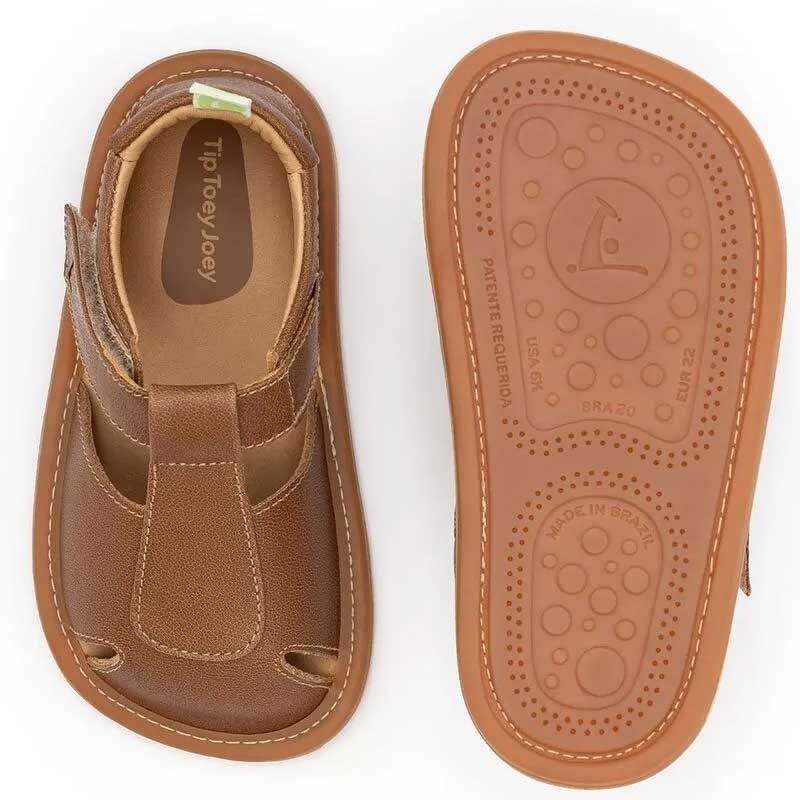 Pair of Tip Toey Joey Toddler Sandals Parky - Whisky, one showing the top view and the other showing the sole view.