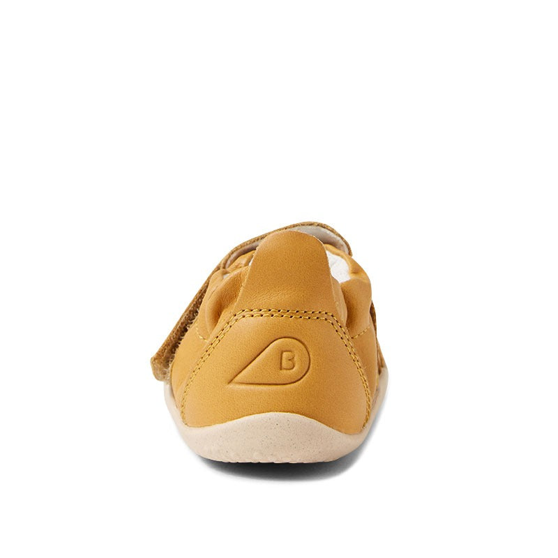 Bobux SU Xplorer Marvel Shoe - Oak Buff, rear view
