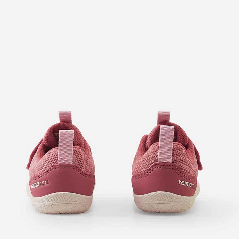 Pair of Reima Kids Trainers Tepastelu - Rose Blush, rear view.