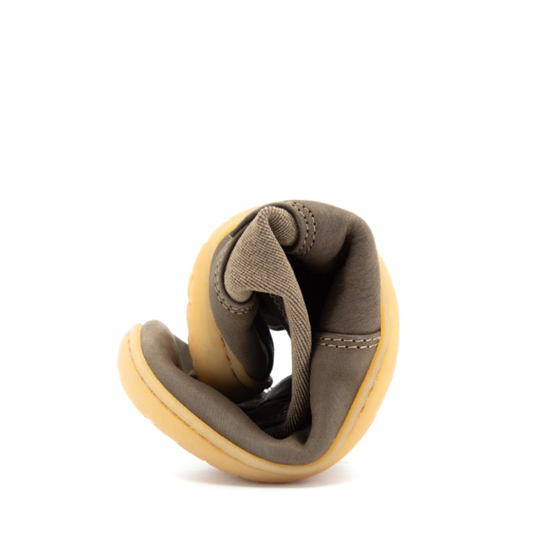 Mukishoes Chelsea Boot - Brown, curled up.