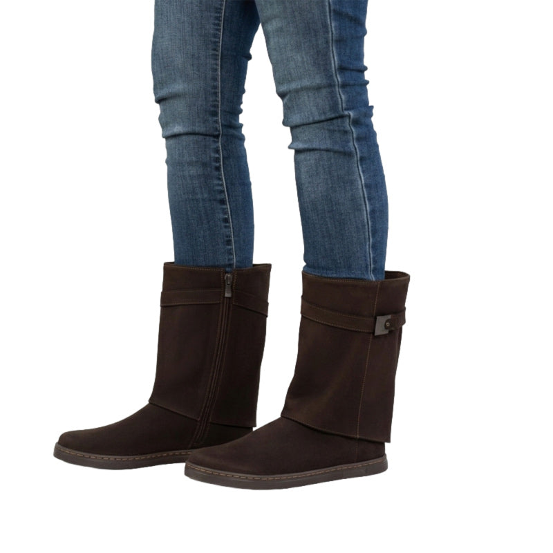 Person wearing Peerko Women's Boots Eve - Brown.