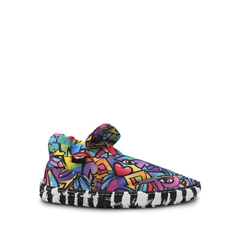 PaperKrane Kids Shoe - Graffiti, outer side view.