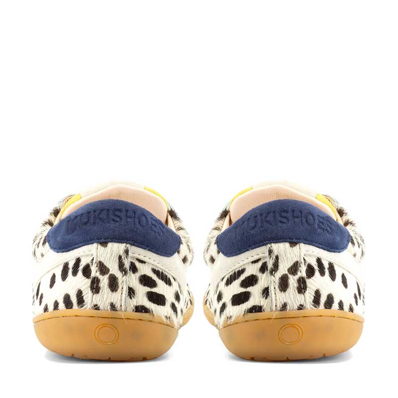 Pair of Mukishoes Trainers Lyra - Cruella, rear view.