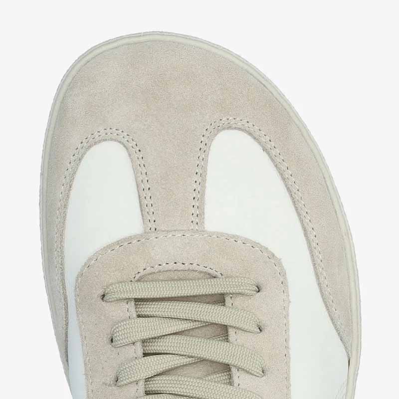 Groundies Adults Panama Trainer - Beige, close up of toe box.