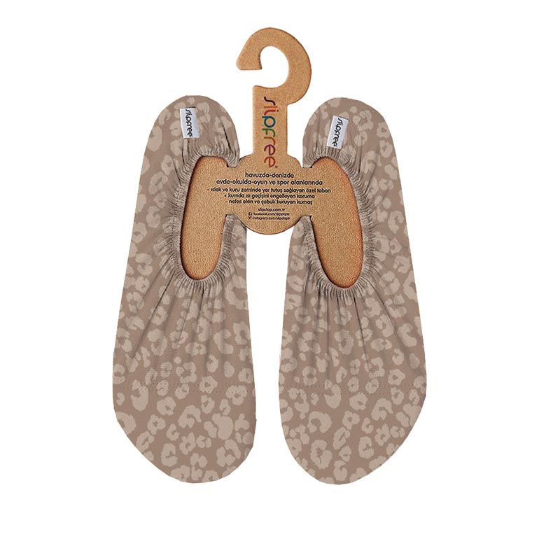 Slipfree Adults Leopard Pool Shoes.