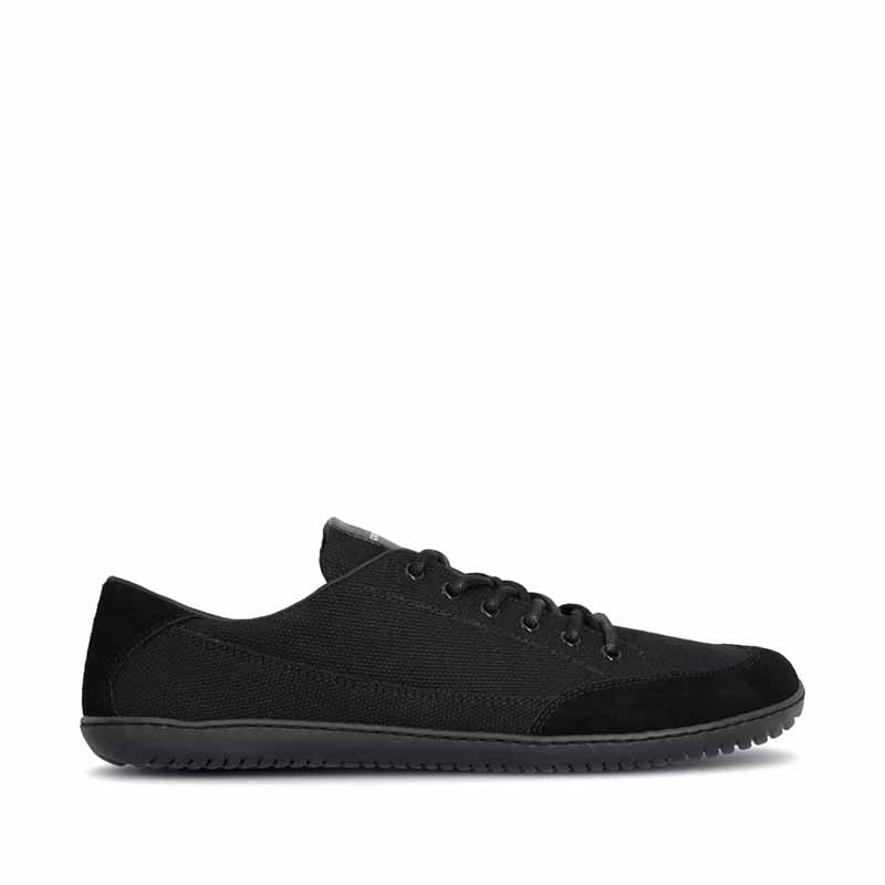 Groundies Men's Amsterdam GO1 Shoe in black, outer side view.