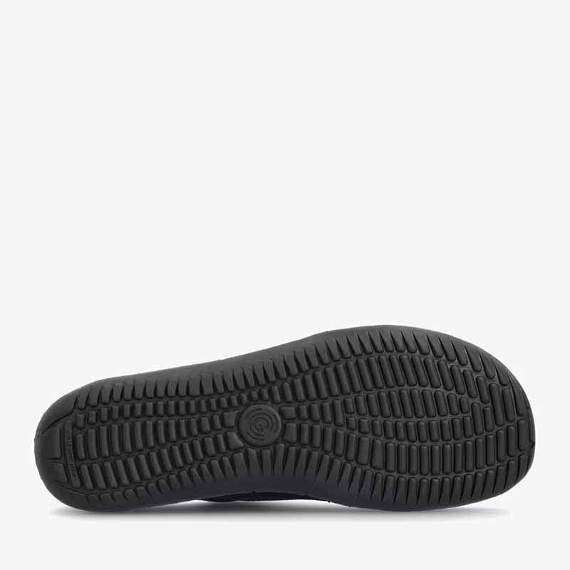 Groundies Men's Amsterdam GO1 Shoe in black, sole view.