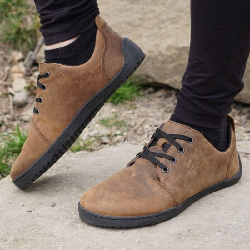Person wearing Realfoot Adults Shoes City Jungle - Light Brown.