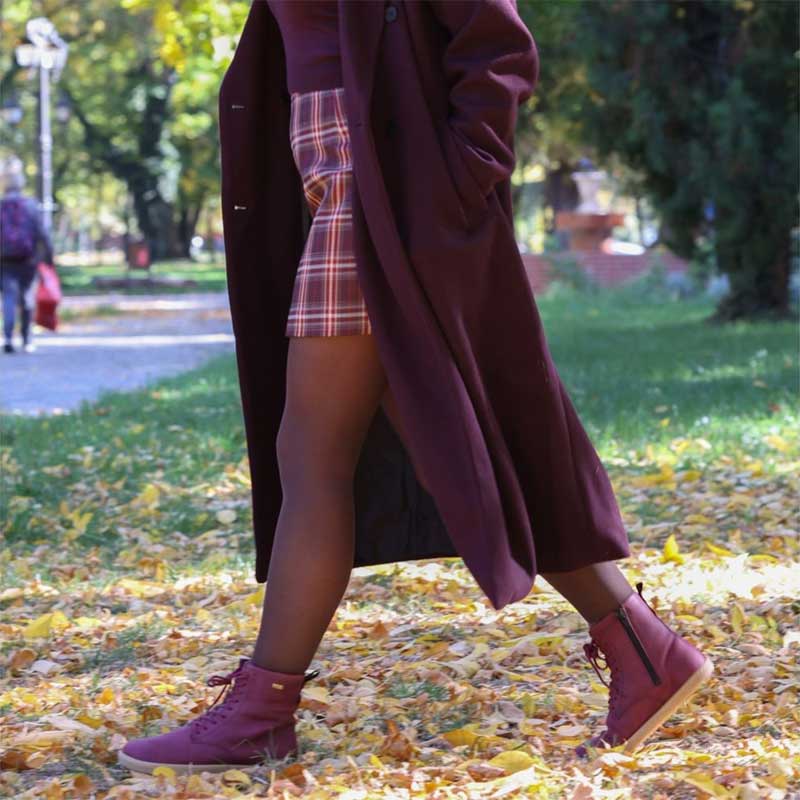 Tikki Lang.S Women's Den Boots in Burgundy