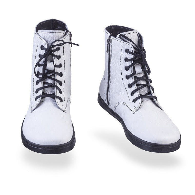 Pair of Peerko Adults Boots Go - White, one showing the front and the other angled showing the inner side and front.