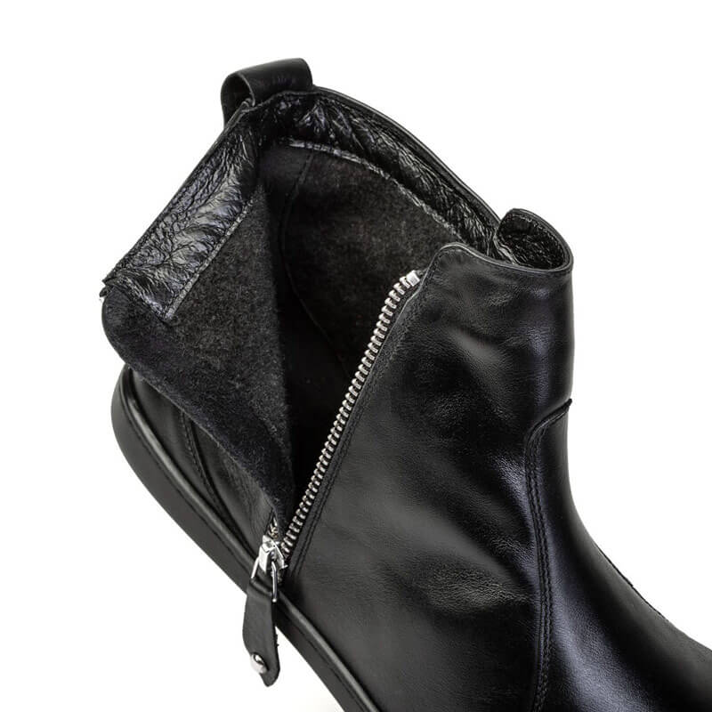 Shapen Women's Ivy 2.0 Ankle Boot - Black, close up of zip and lining.