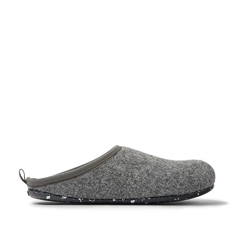 Camper Women's Wabi Slipper - Grey, outer side view.