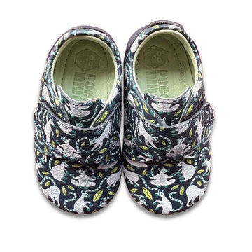 Poco Nido Lemur Navy Strap Shoes