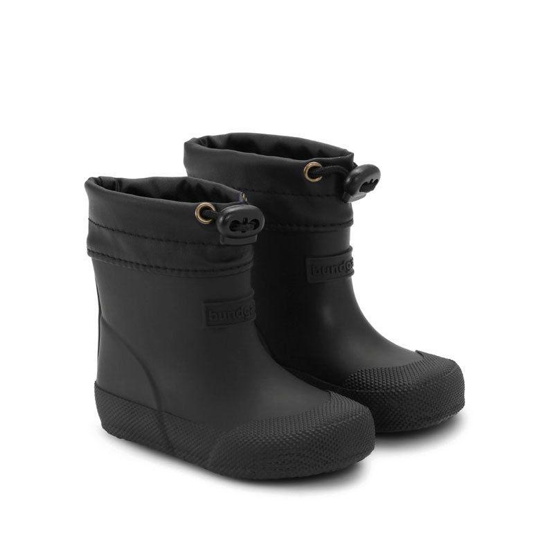 Pair of Bundgaard Toddler Wellies Malik in black, angled view showing outer side and front.