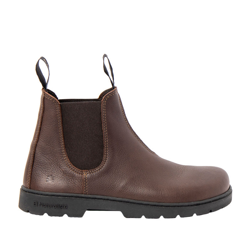 El Naturalista Barefoot Alpine Nomada Chelsea Boot - Brown, outer side view.