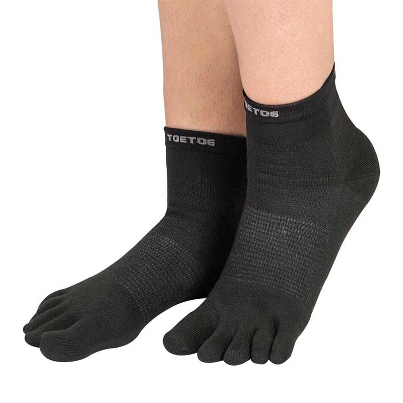 TOETOE Adults Outdoor Liner Trainer Toe Socks - Black