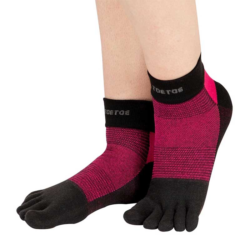 TOETOE Adults Outdoor Liner Trainer Toe Socks - Pink (0)