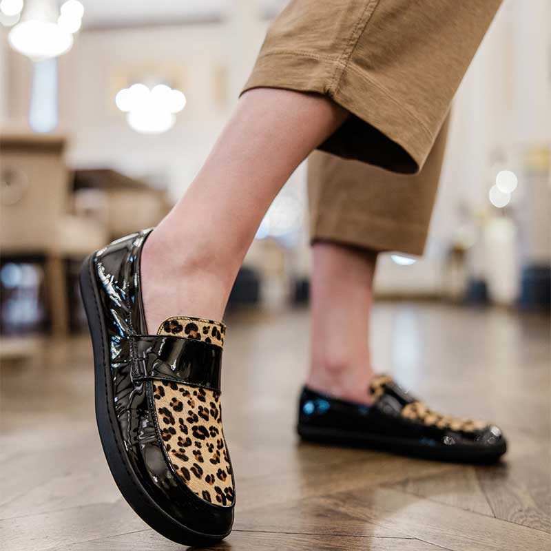 Shapen Women's Sheen Loafers - Leo